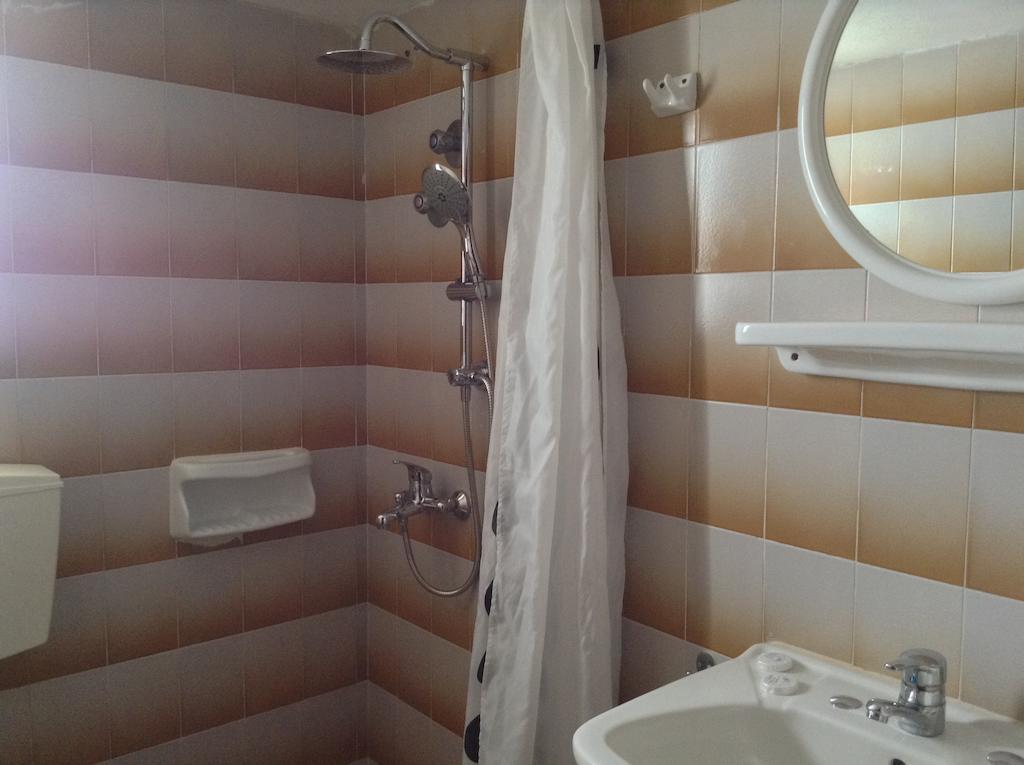Mouria Hotel Скиатос Экстерьер фото