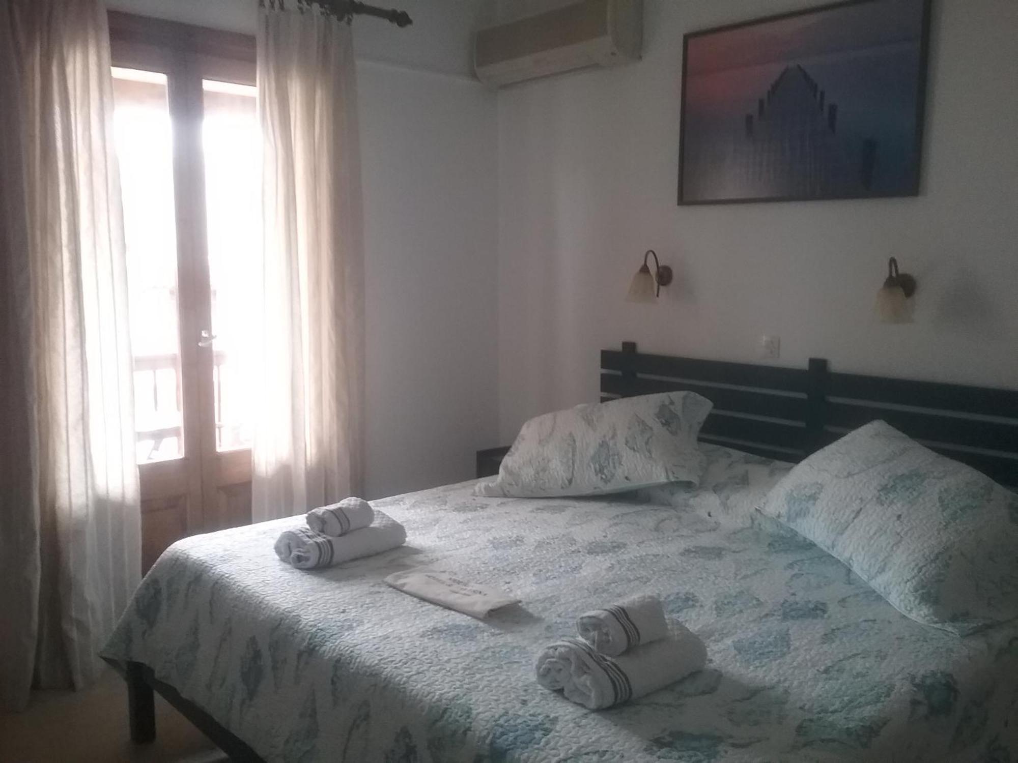 Mouria Hotel Скиатос Экстерьер фото