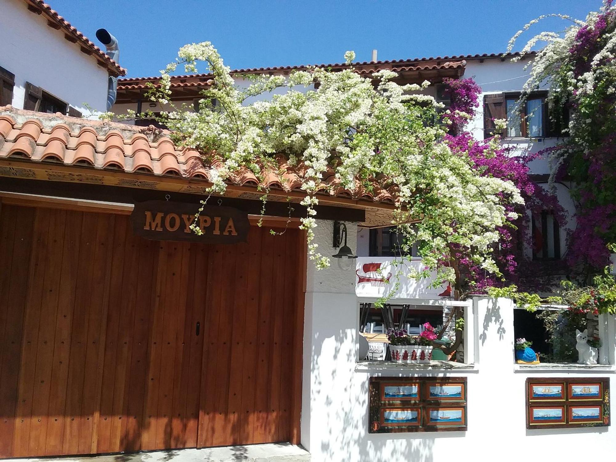 Mouria Hotel Скиатос Экстерьер фото