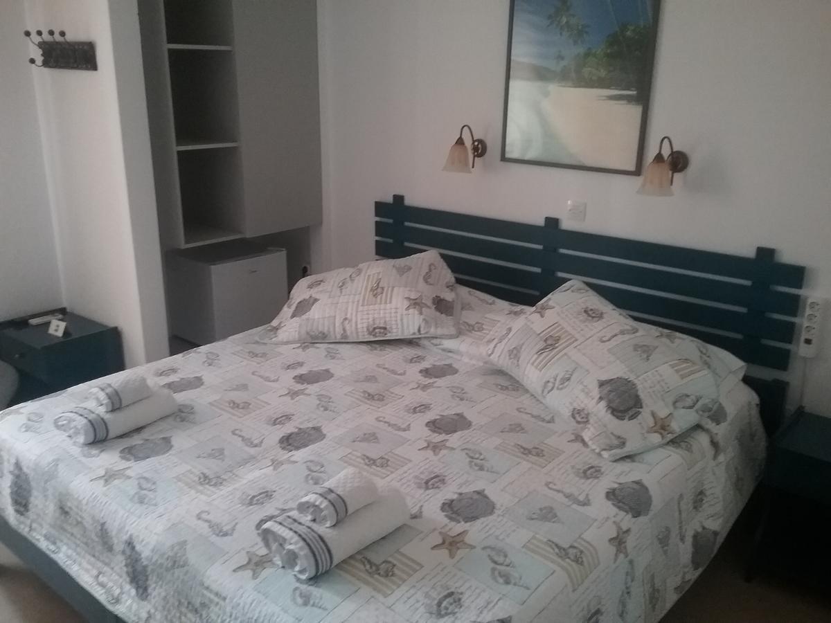 Mouria Hotel Скиатос Экстерьер фото